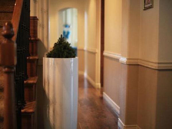Fiberglass, Metal, or Resin: How To Choose The Right Planter Material For Any Design or Landscape
